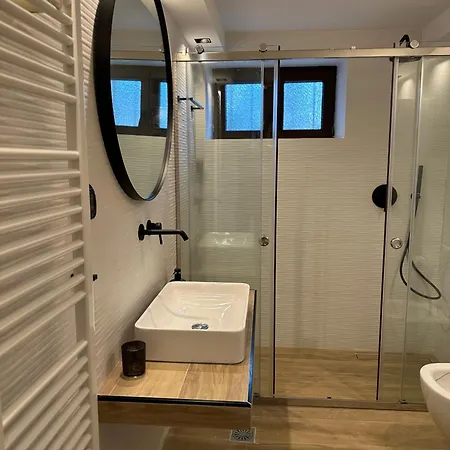 Iguana * Καλαμάκι